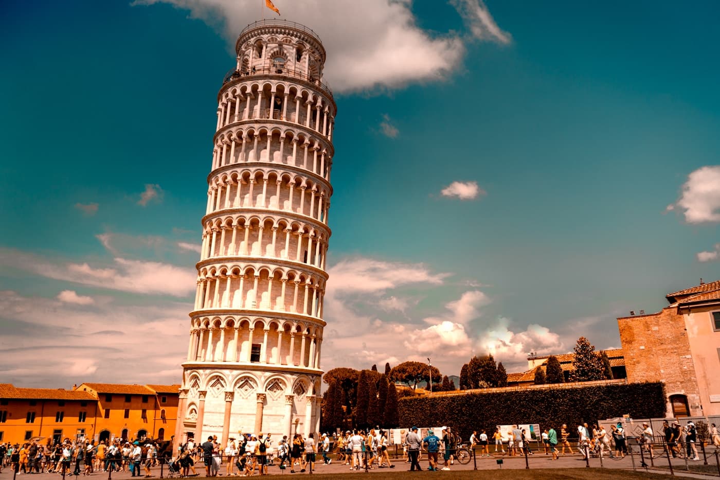 Pisa leaning tower